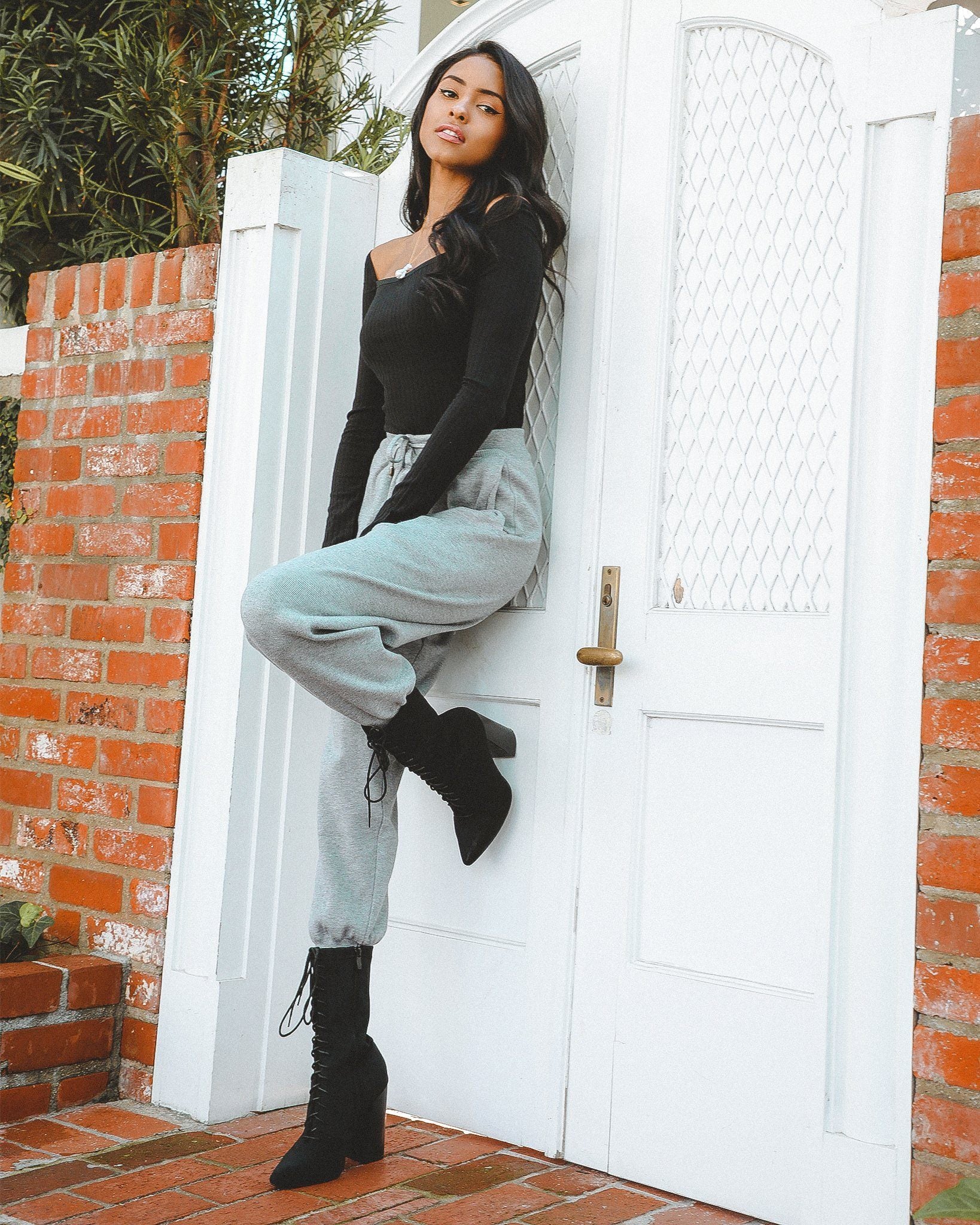 Paloma Tapered Joggers - Sun Studio