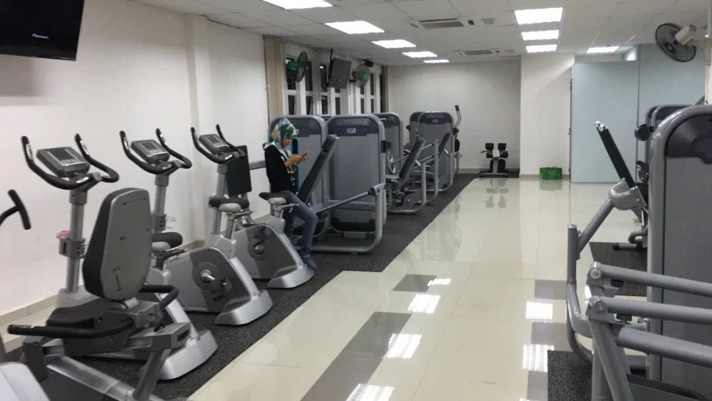 Gym Exercise Spinning Bike Cardio Machine Fitness Equipment - Sun Studio
