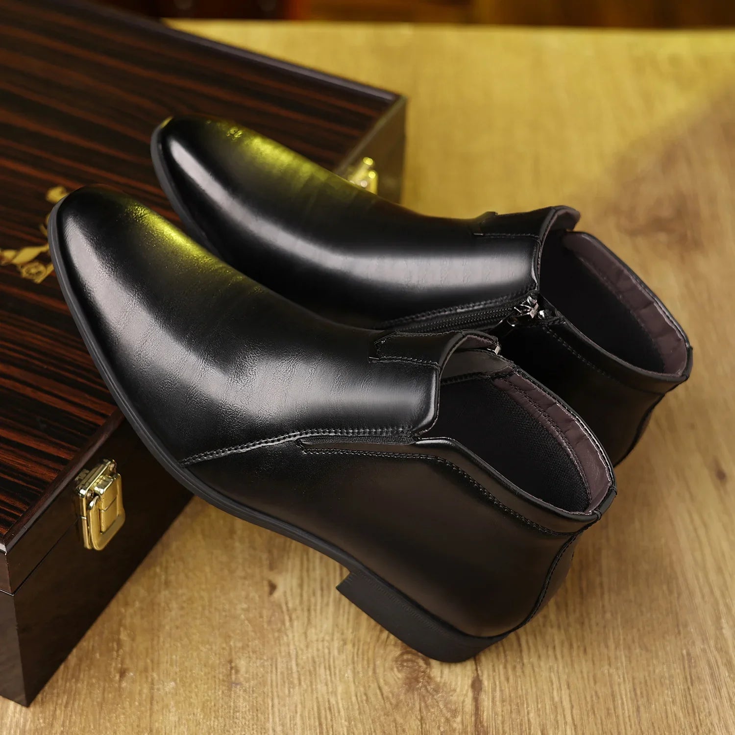 Retro Men Ankle Boots Luxury High-top Men Leather Shoes High Quality Non-Slip Motorcycle Boots Fashion Zipper Men Boots Big Size - Sun Studio