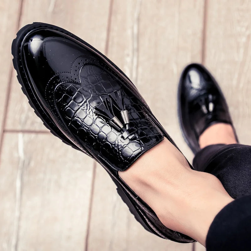 New Fashion Men's Dress Shoes Breathable Comfortable Leather Loafers Vintage Business Social Oxfords Zapatos De Vestir Hombre - Sun Studio