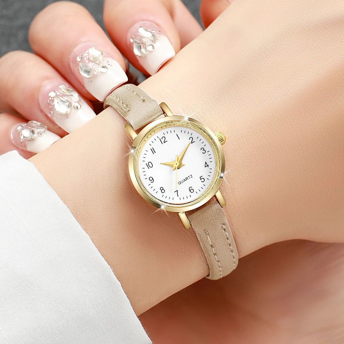 Fashion  Small Dial Women's Quartz Watch Ladies Leather Strap Wrist Watches Reloj Mujer（Without Box） - Sun Studio