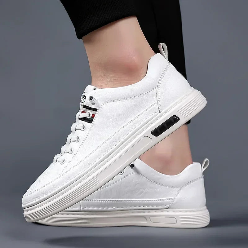 Neue Lederschuhe für Männer, rutschfeste Sportmode, bequeme Sneakers, männliche flache Slipper, lässige Marken-Herrenmode