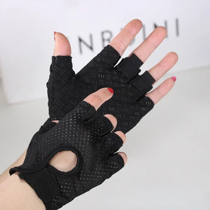 Gym Fitness Gloves For Women, Breathable Half Finger Anti-Slip Gloves For Bicycle Cycling Weight Lifting Yoga - Sun Studio
