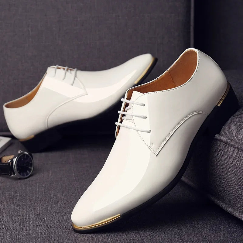 2024 Neue Herren Lacklederschuhe Britischer Stil Herren Anzugschuhe Schnürschuhe Spitz Zehen Hochzeit Geschäft Party Sozial Schuh Männlich