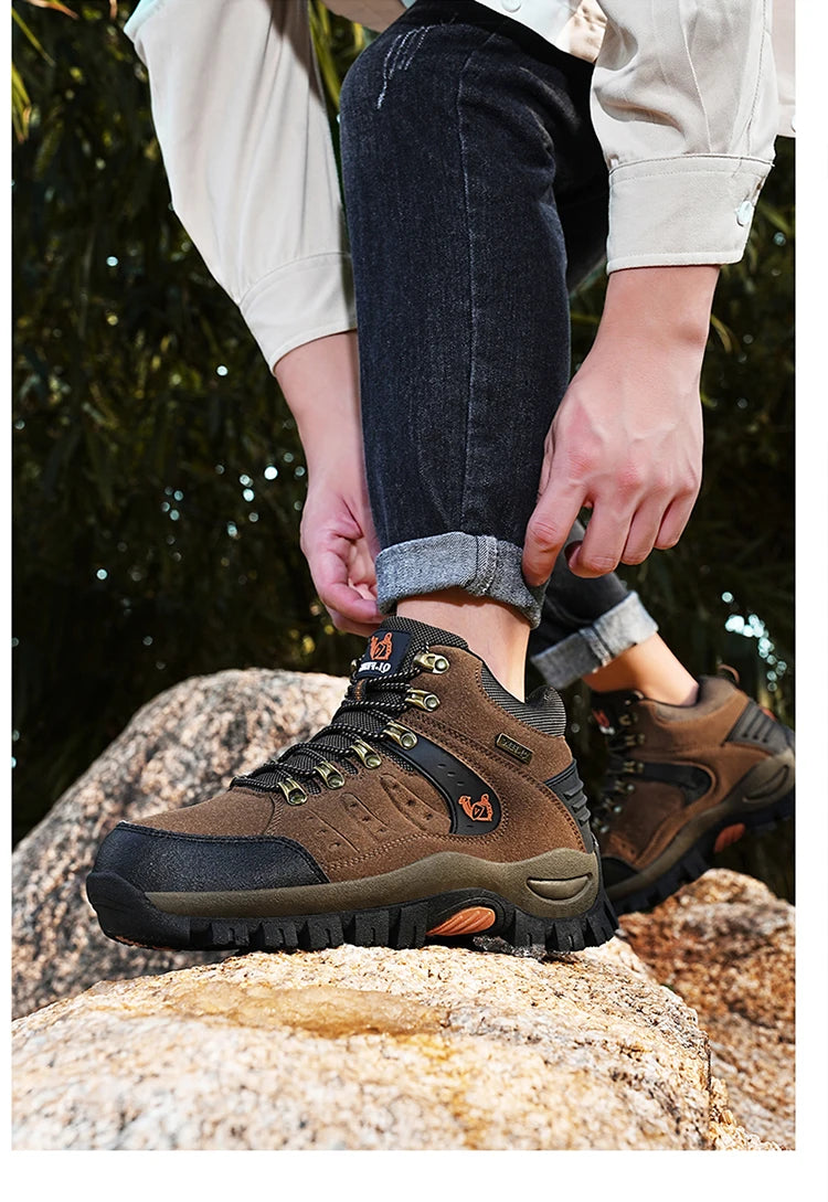 New Couples Outdoor Mountain Desert Climbing shoes Men Women Ankle Hiking Boots Fashion Classic Trekking Footwear - Sun Studio