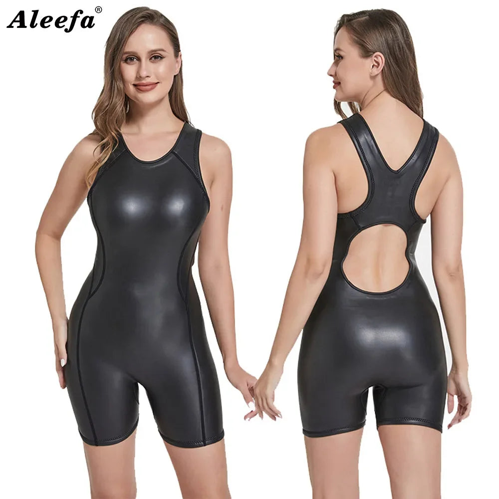 Wetsuit Women Competitive  Diving Suit  2mm CR Neoprene woman short  swimsuit women  wet suit  Smooth Skin - Sun Studio