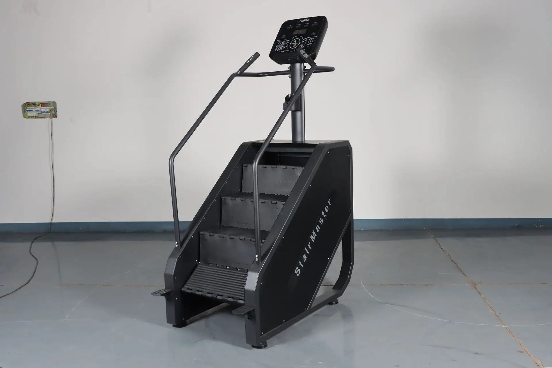 Fitnessgeräte Stairmaster Maschine Elektrischer Treppensteiger Vertikale Cardio-Übung Stepper Gewerblicher Stepmill Trainer