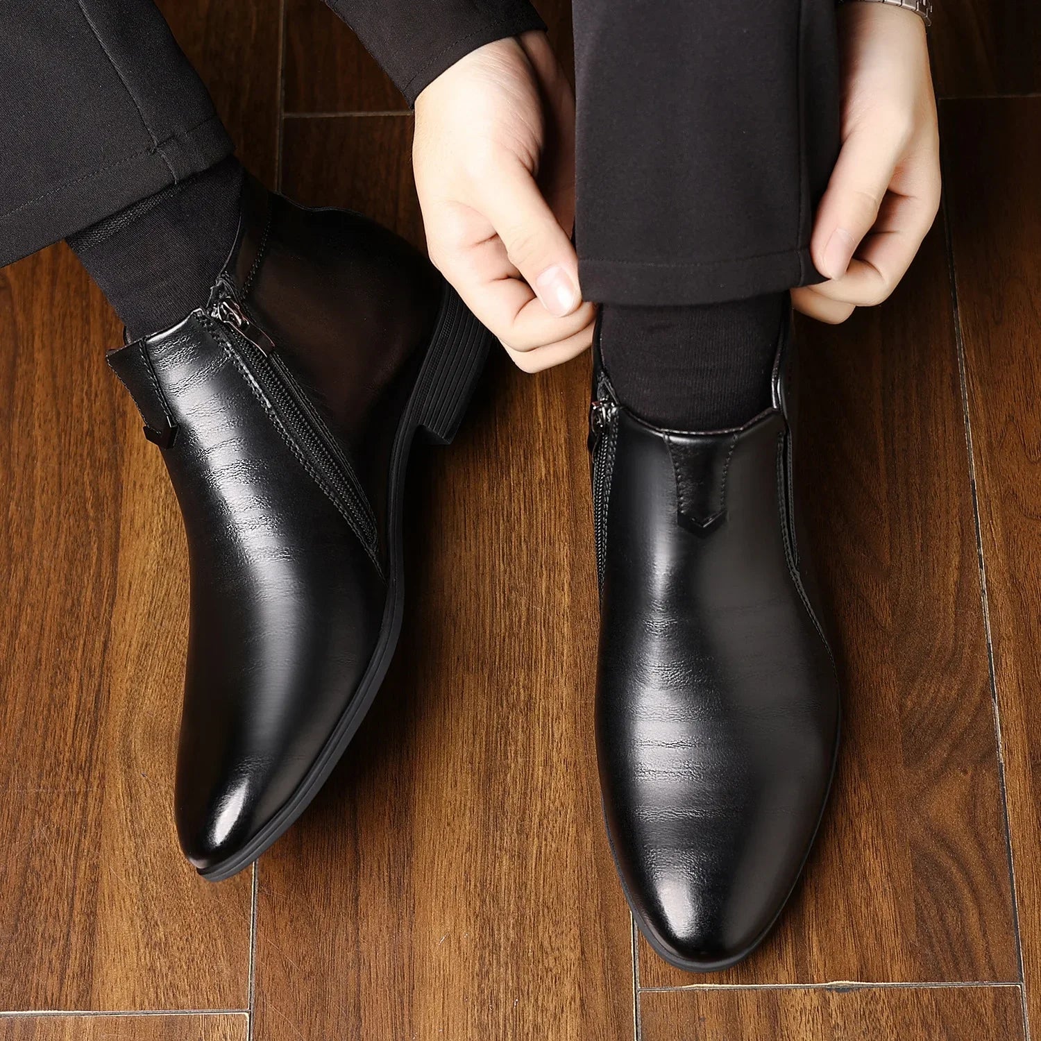 Retro Men Ankle Boots Luxury High-top Men Leather Shoes High Quality Non-Slip Motorcycle Boots Fashion Zipper Men Boots Big Size - Sun Studio