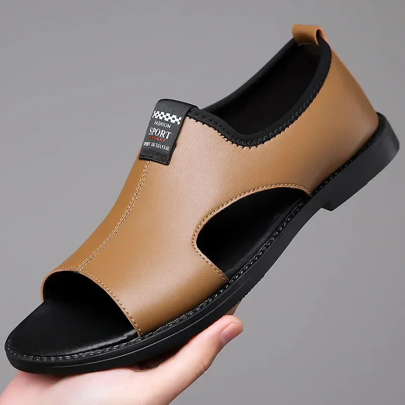 Sandalen für Herren Marke Freizeit Schuhe Outdoor Mode Herren Hausschuhe Bequeme Strand Schuhe Hochwertiges Leder Mann Flach 2025
