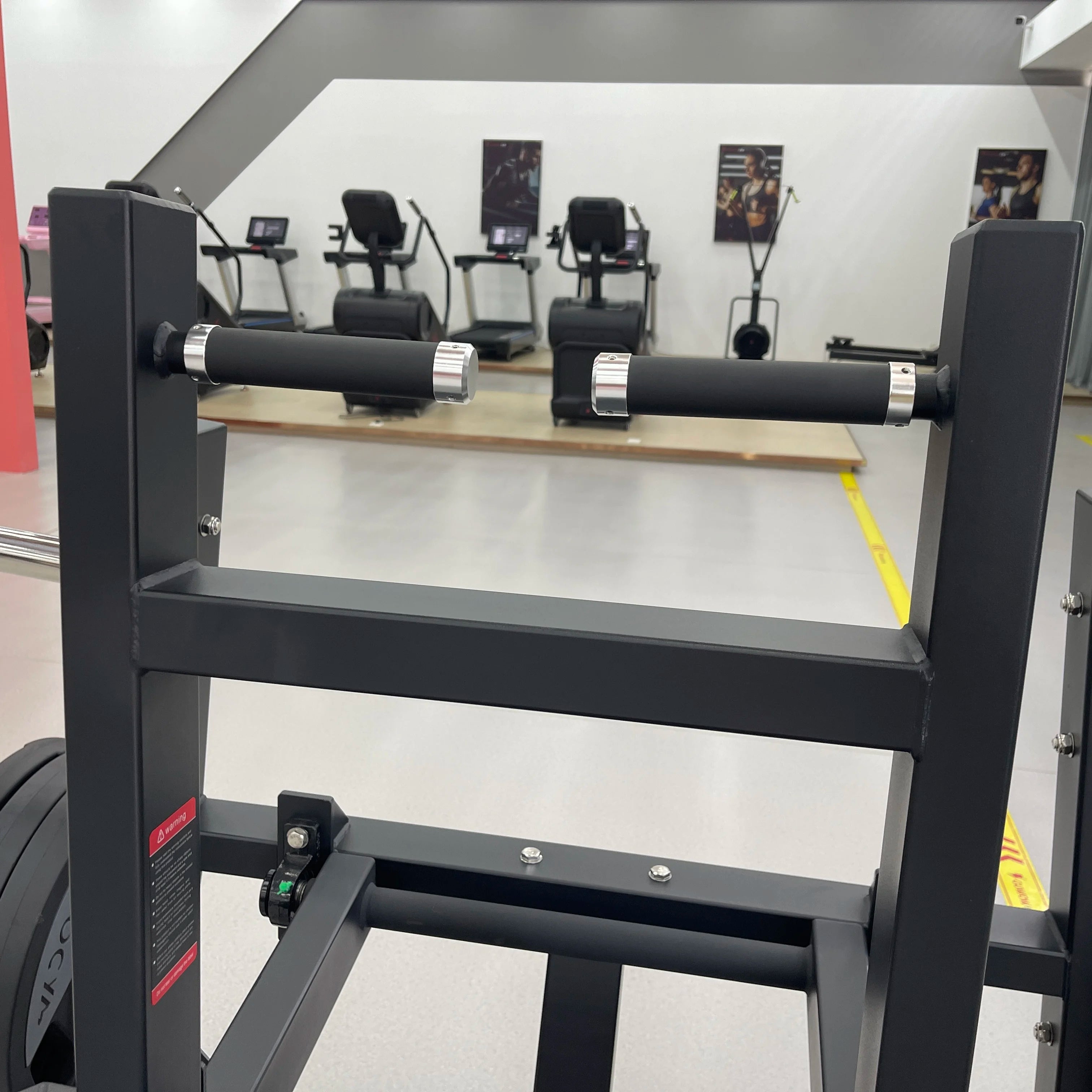 Customized Promotion Gym Weight Machine For Selected Muscle Exercises Steel Hip Belt Squat With Arm Function Safety Features - Sun Studio