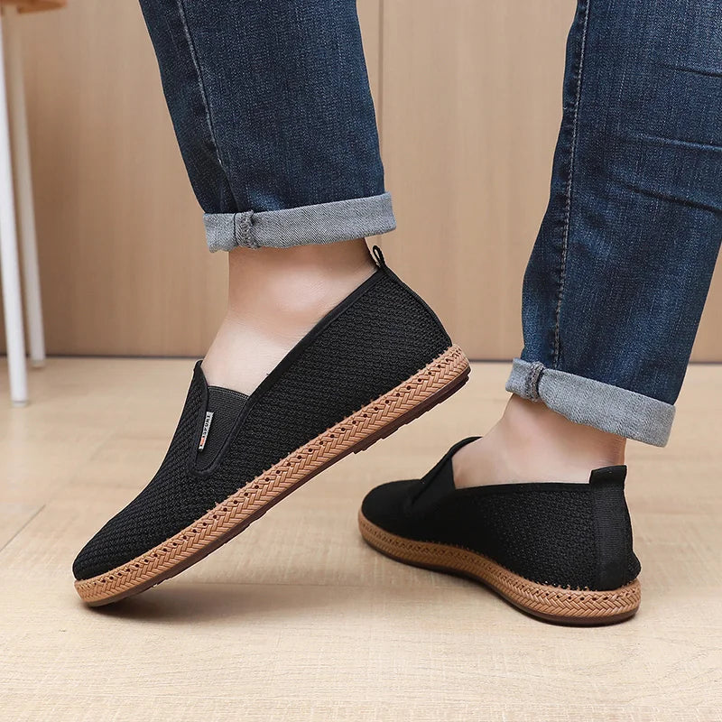 2025 Summer Men's Old Beijing Net Mesh Slip-on Casual Shoes Comfortable and Breathable Anti-slip Outsole Free Men's Shoes - Sun Studio