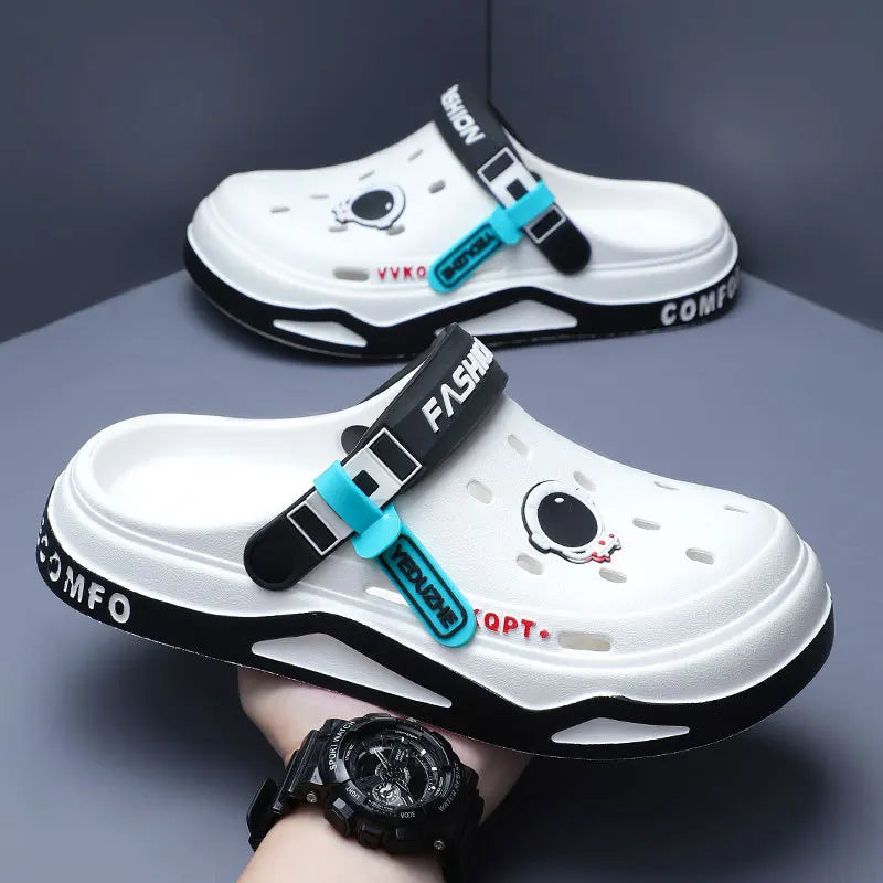 Summer new trend hole shoes outside wear cartoon fashion home home couples non-slip hole sandals beach Baotou slippers men's - Sun Studio