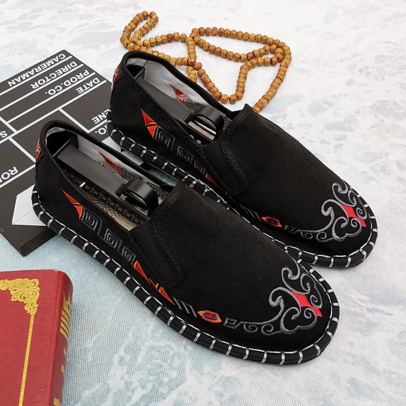Classic Chinese Embroidered Men's Flats Shoes Slip on Casual Canvas Shoes Black Comfortable Loafers Flats Men mocasines hombre - Sun Studio